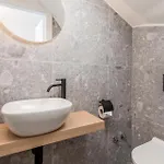 Cozy Apartment In Omisalj * Omišalj