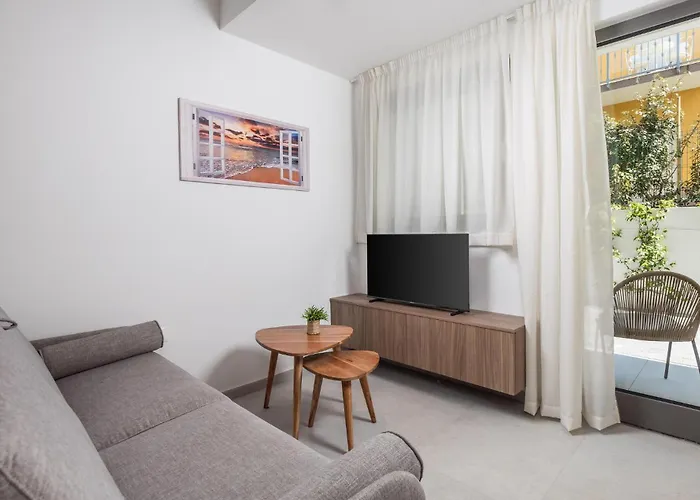 Apartamento Awesome Apartment In Omisalj *