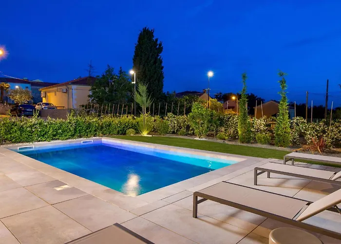 Apartamento Awesome Apartment In Omisalj