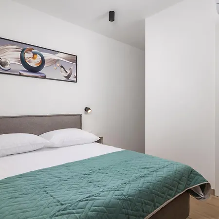 Appartamento Awesome Apartment In Omisalj *