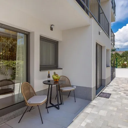 Awesome Apartment In Omisalj Appartamento Omišalj