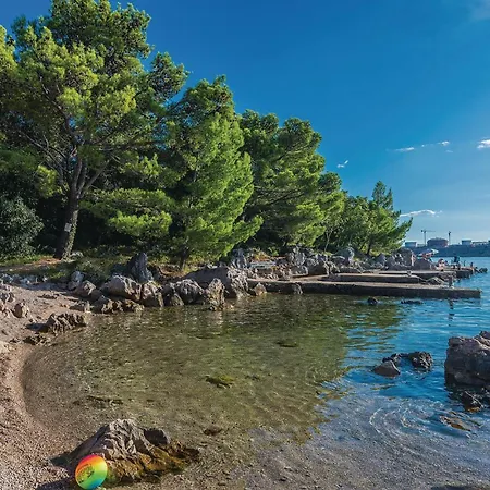 Awesome Apartment In Omisalj Appartamento