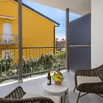 Cozy Apartment In Omisalj *