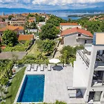 Cozy Apartment In Omisalj Apartamento Omišalj